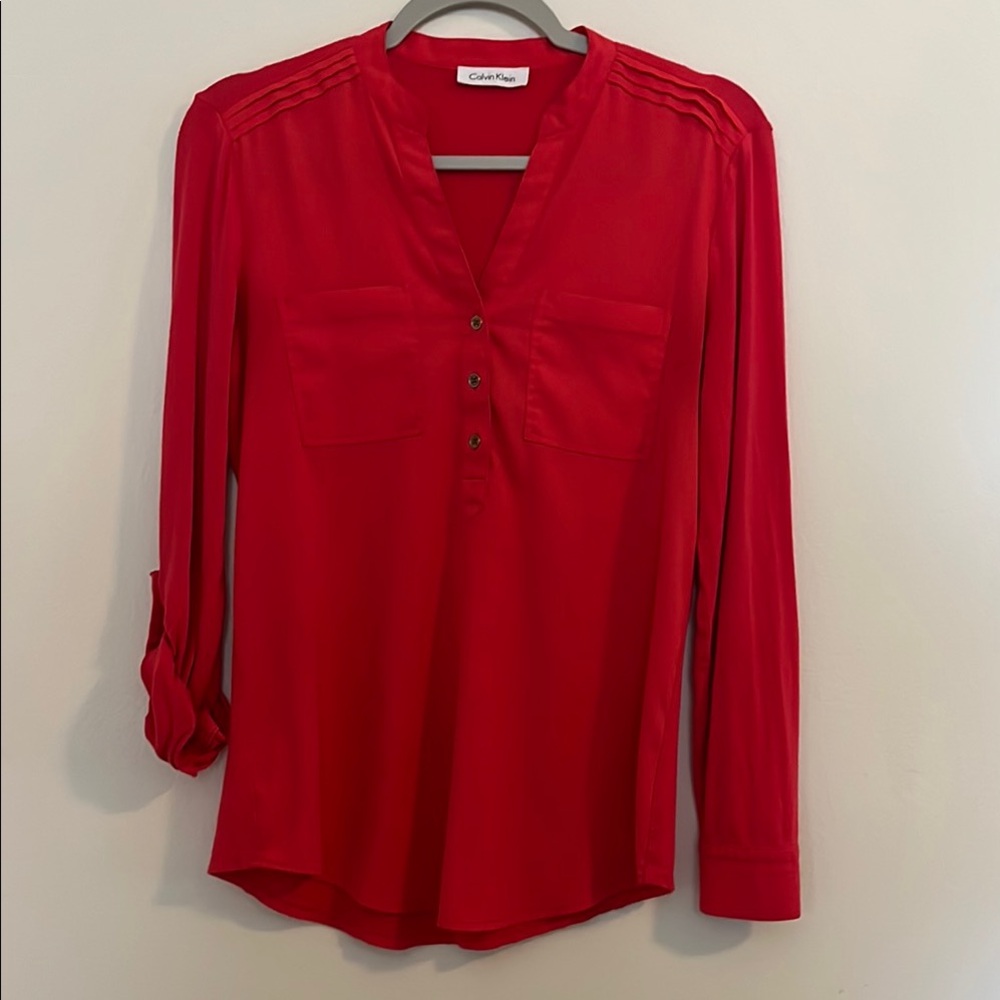 Calvin Klein Size M Women's Red Button-Up Blouse